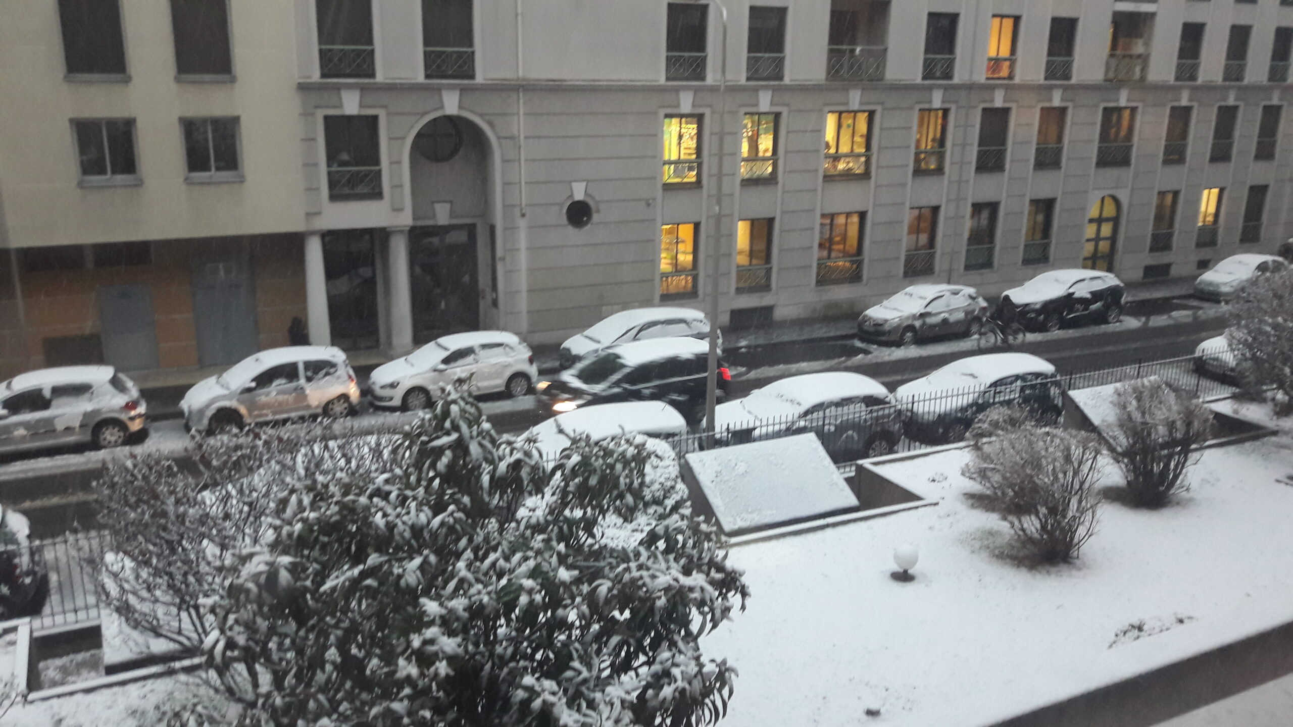 1er réveil sous la neige de l&rsquo;hiver..